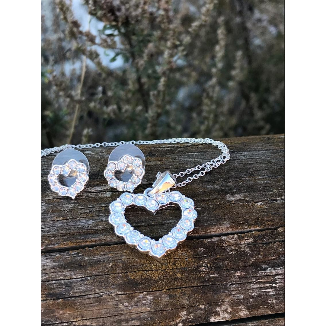 Halsband örhängen set med hjärthänge
