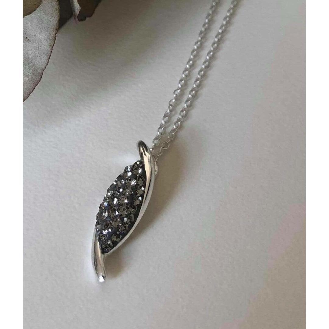 Halskjede Sterling Silver 925 anheng svart med krystallstein