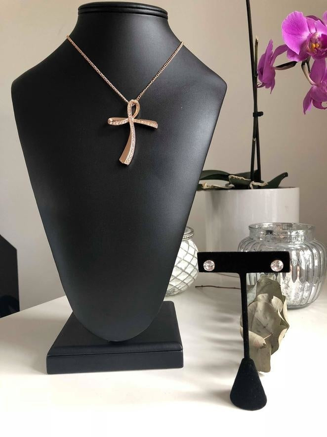 Halskæde øreringesæt i rosegold med sløjfevedhæng
