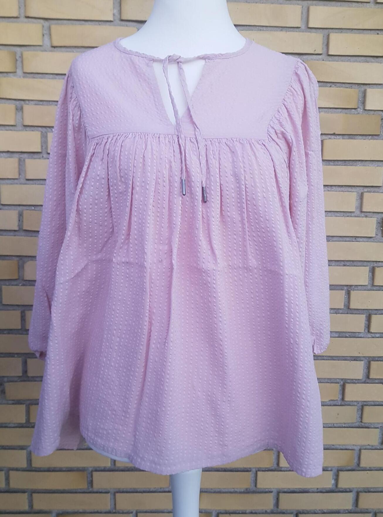 ONE TWO LUXZUZ Burmished Lilac Renee Bluse