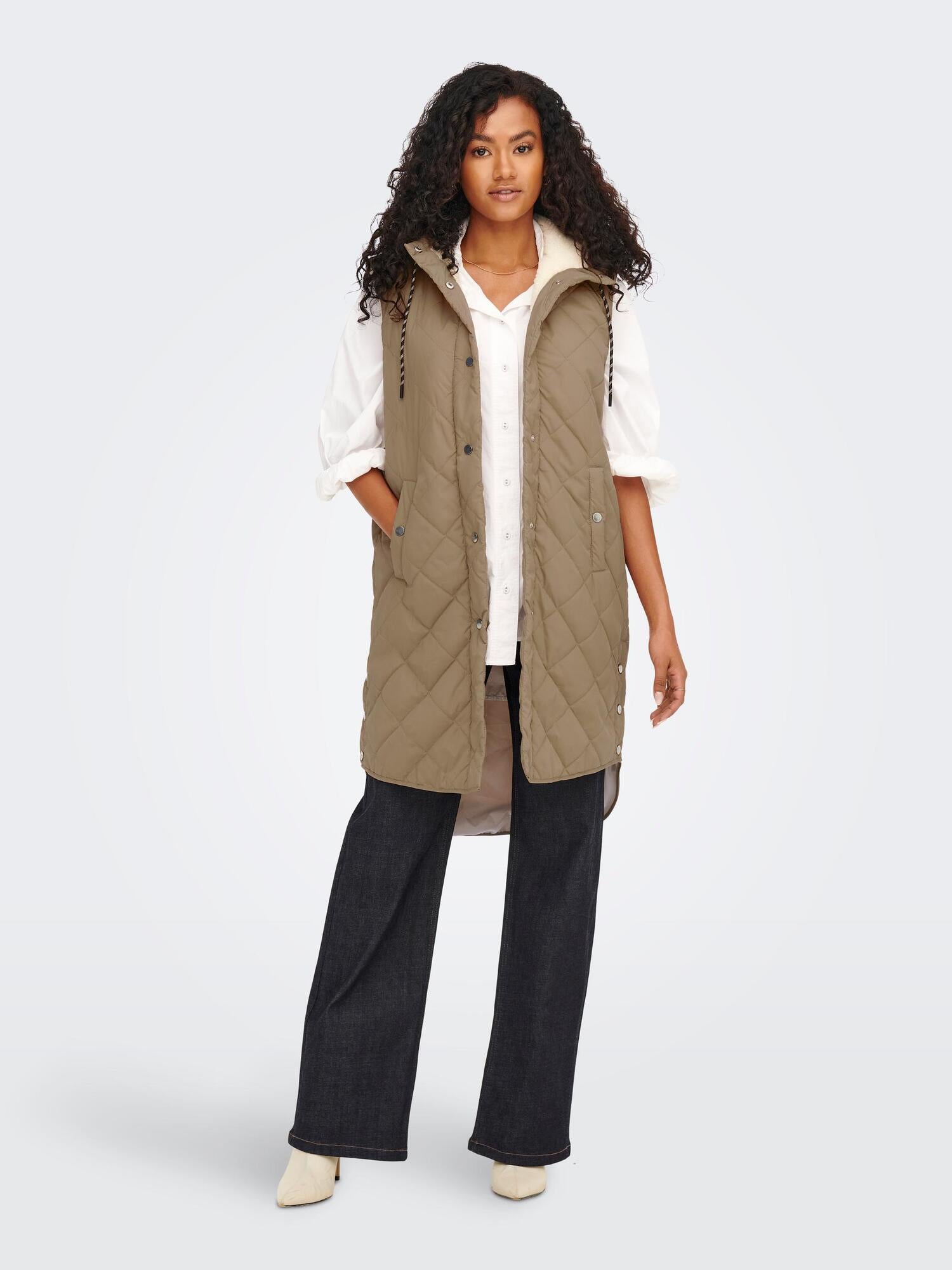 ONLY Toasted Coconut ONLSANDY Lang Quiltet Vest